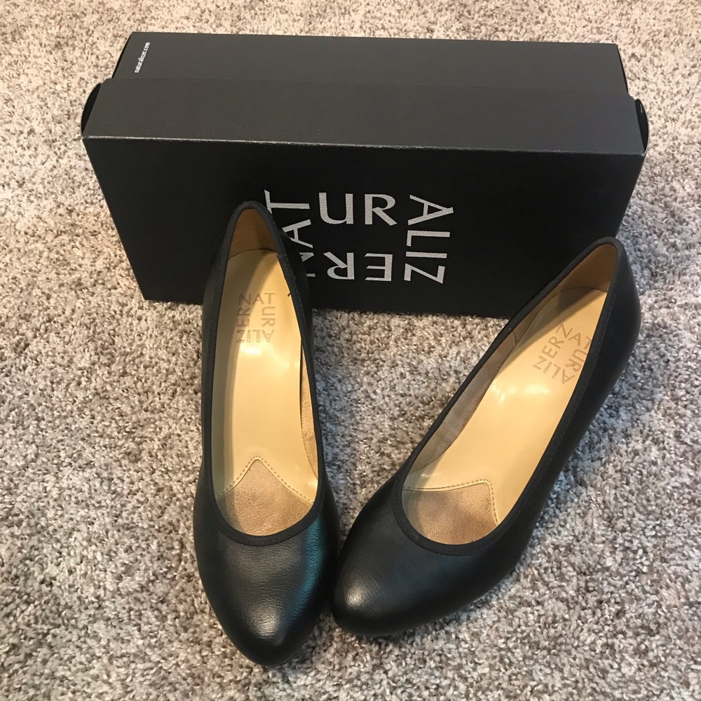 Naturalizer Black Heels Size 7